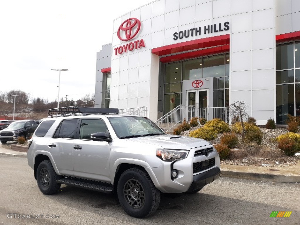 2020 4Runner Venture Edition 4x4 - Classic Silver Metallic / Graphite photo #1
