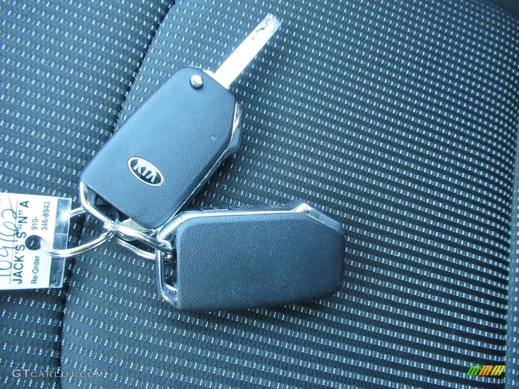 2019 Forte LXS - Aurora Black Pearl / Black photo #20