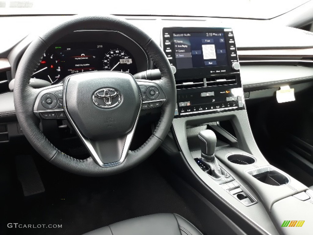 2020 Toyota Avalon XLE Dashboard Photos