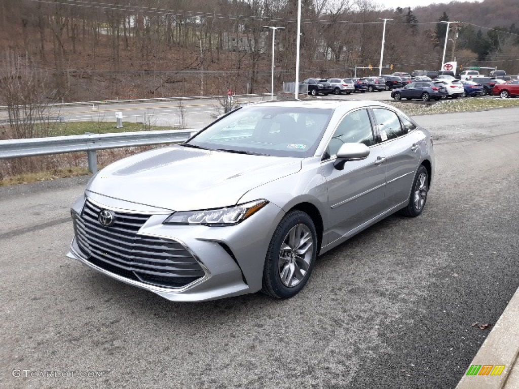 2020 Toyota Avalon XLE Exterior Photos