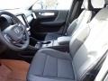 Front Seat of 2020 XC40 T5 Momentum AWD