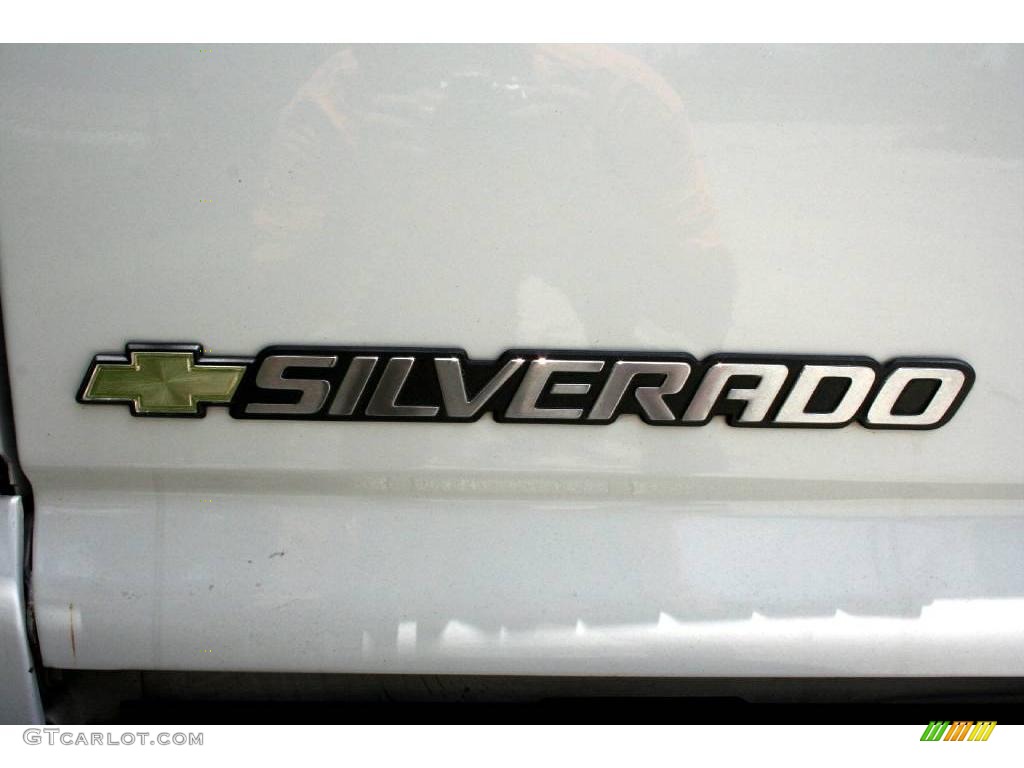 2003 Silverado 2500HD LS Extended Cab 4x4 - Summit White / Tan photo #38