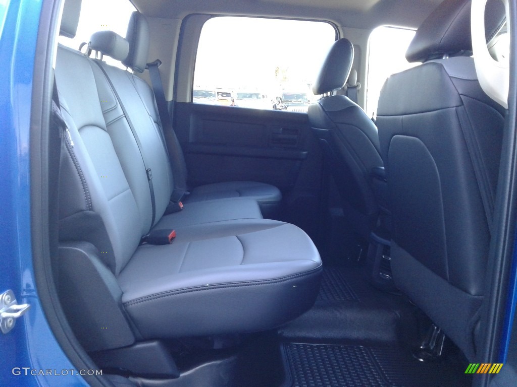 2020 Ram 4500 Tradesman Crew Cab 4x4 Chassis Rear Seat Photo #136929153