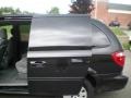 2007 Brilliant Black Crystal Pearl Chrysler Town & Country LX  photo #17