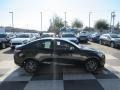 Stealth - Yaris LE Photo No. 3