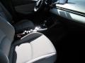 Stealth - Yaris LE Photo No. 13