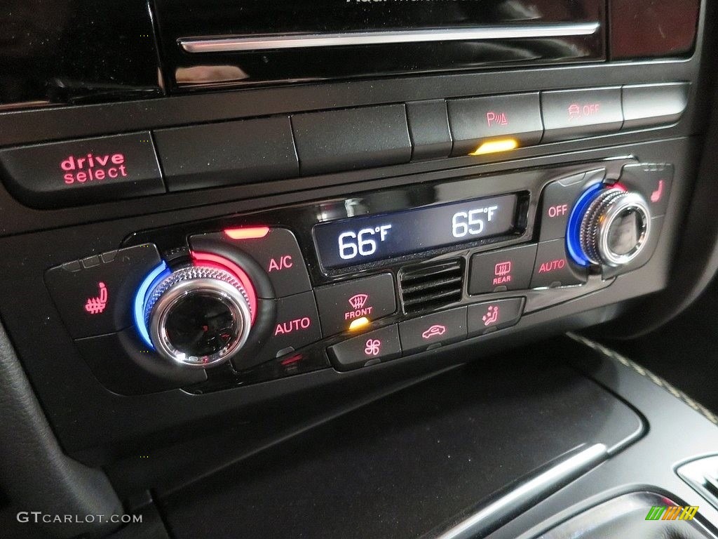 2015 Audi RS 5 Coupe quattro Controls Photo #136934052
