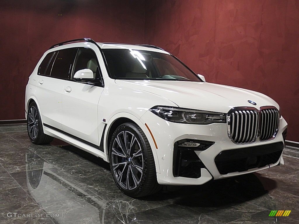 2019 BMW X7 xDrive50i Exterior Photos