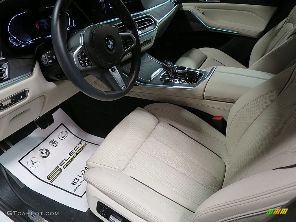 2019 BMW X7 xDrive50i Front Seat Photo #136934346