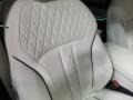 Ivory White Front Seat Photo for 2019 BMW X7 #136934445