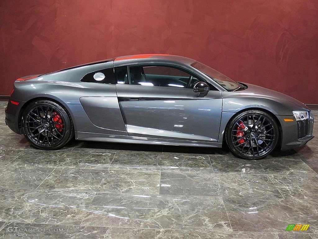 Daytona Gray Pearl 2018 Audi R8 V10 Exterior Photo #136935180