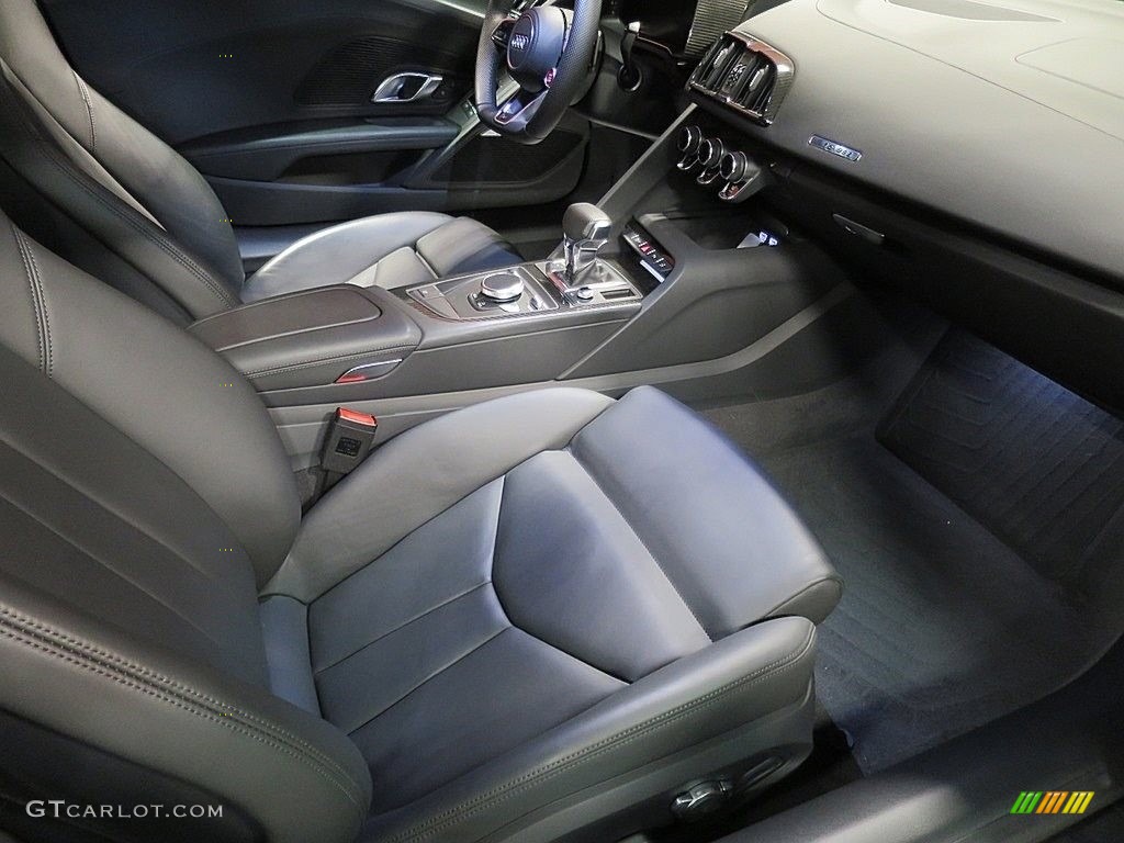 Black Interior 2018 Audi R8 V10 Photo #136935339