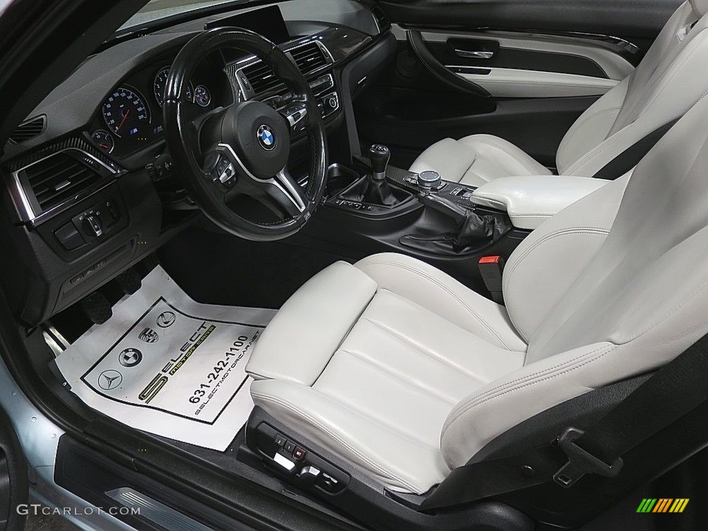 Silverstone Interior 2017 BMW M4 Convertible Photo #136936581