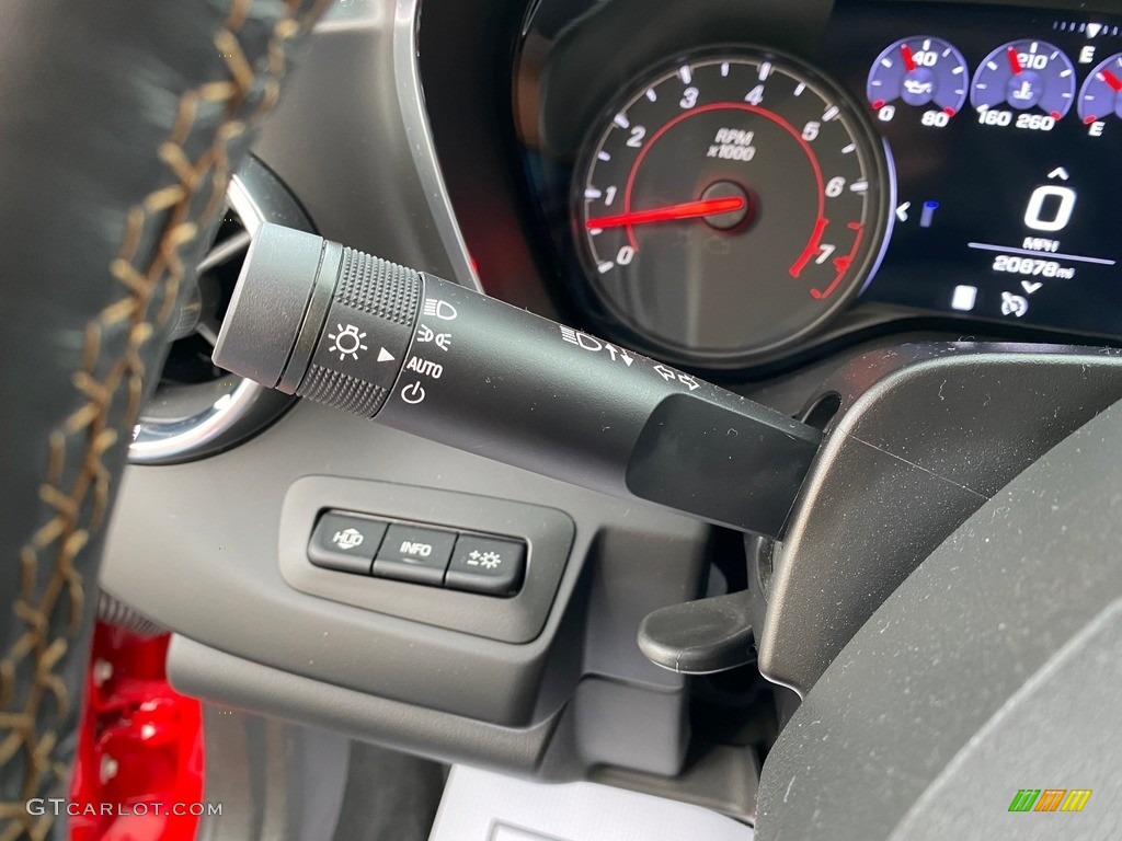 2019 Chevrolet Camaro SS Coupe Controls Photo #136936704