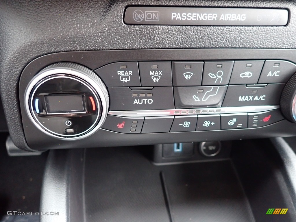 2020 Ford Escape Titanium Hybrid 4WD Controls Photos