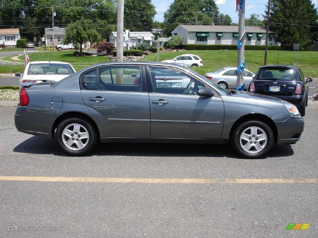 2005 Malibu LS V6 Sedan - Medium Gray Metallic / Gray photo #3