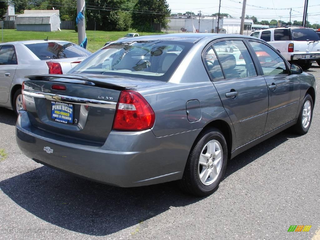 2005 Malibu LS V6 Sedan - Medium Gray Metallic / Gray photo #4