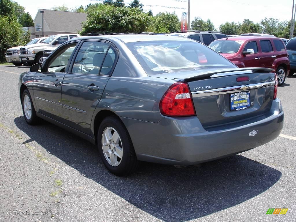 2005 Malibu LS V6 Sedan - Medium Gray Metallic / Gray photo #5