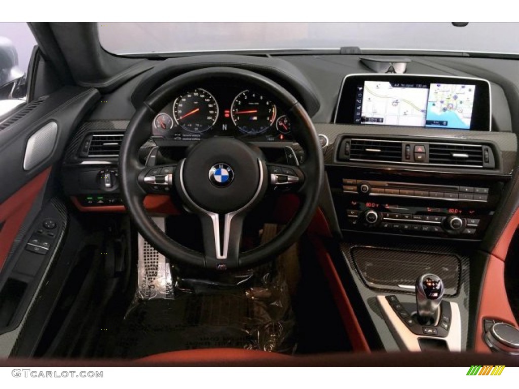 2017 BMW M6 Coupe Dashboard Photos