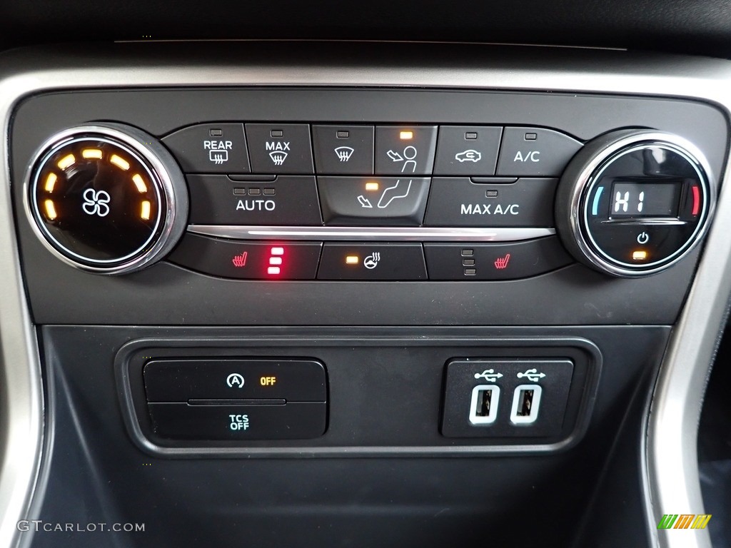 2020 Ford EcoSport Titanium 4WD Controls Photos