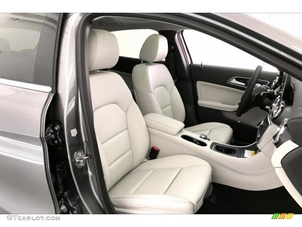 Crystal Gray Interior 2020 Mercedes-Benz GLA 250 Photo #136955084