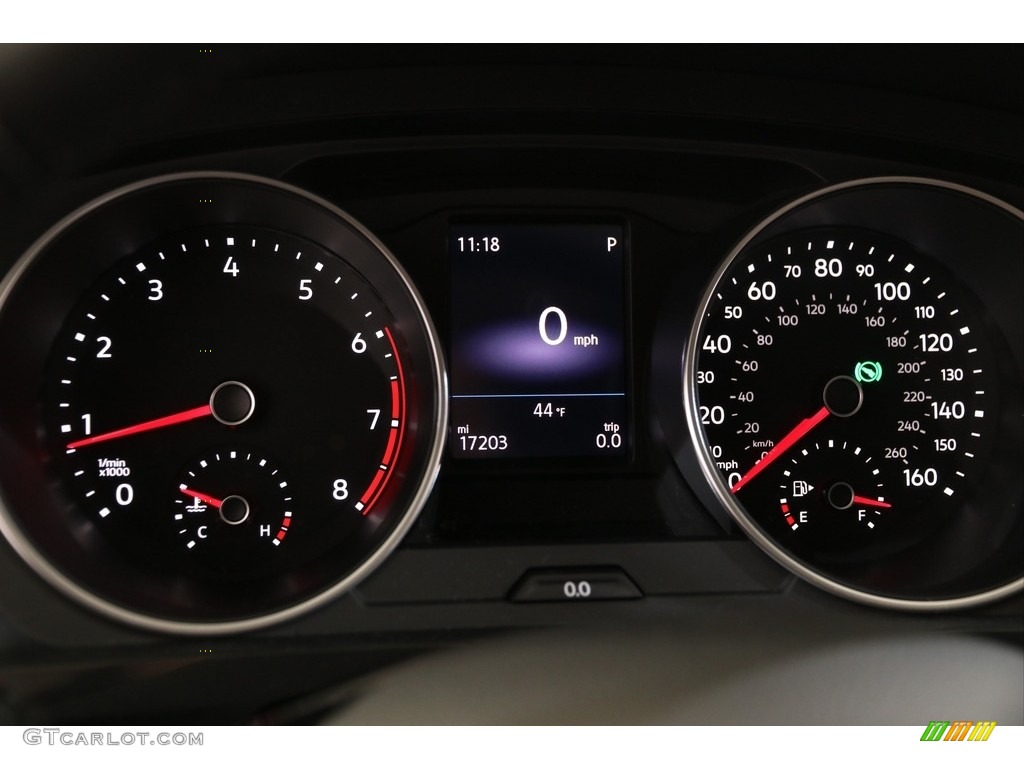 2019 Volkswagen Tiguan SE Gauges Photo #136961916