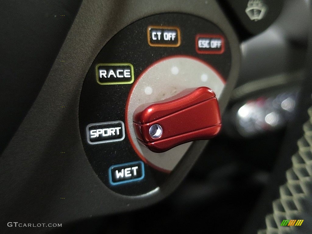 2014 Ferrari 458 Spider Steering Wheel Photos
