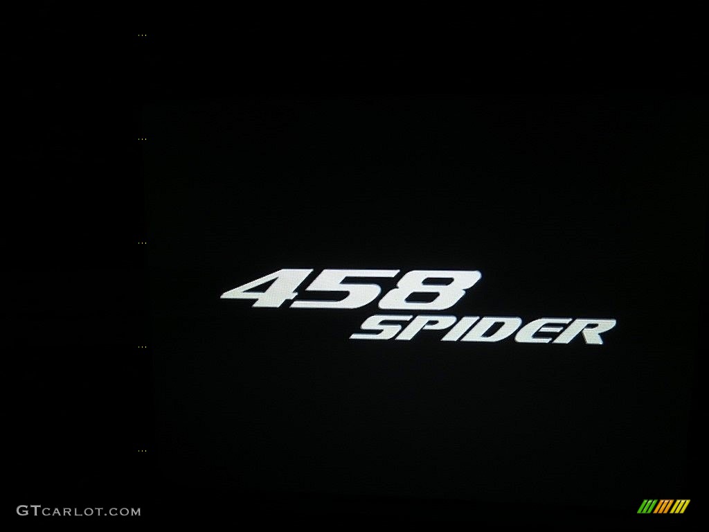2014 Ferrari 458 Spider Marks and Logos Photo #136963647