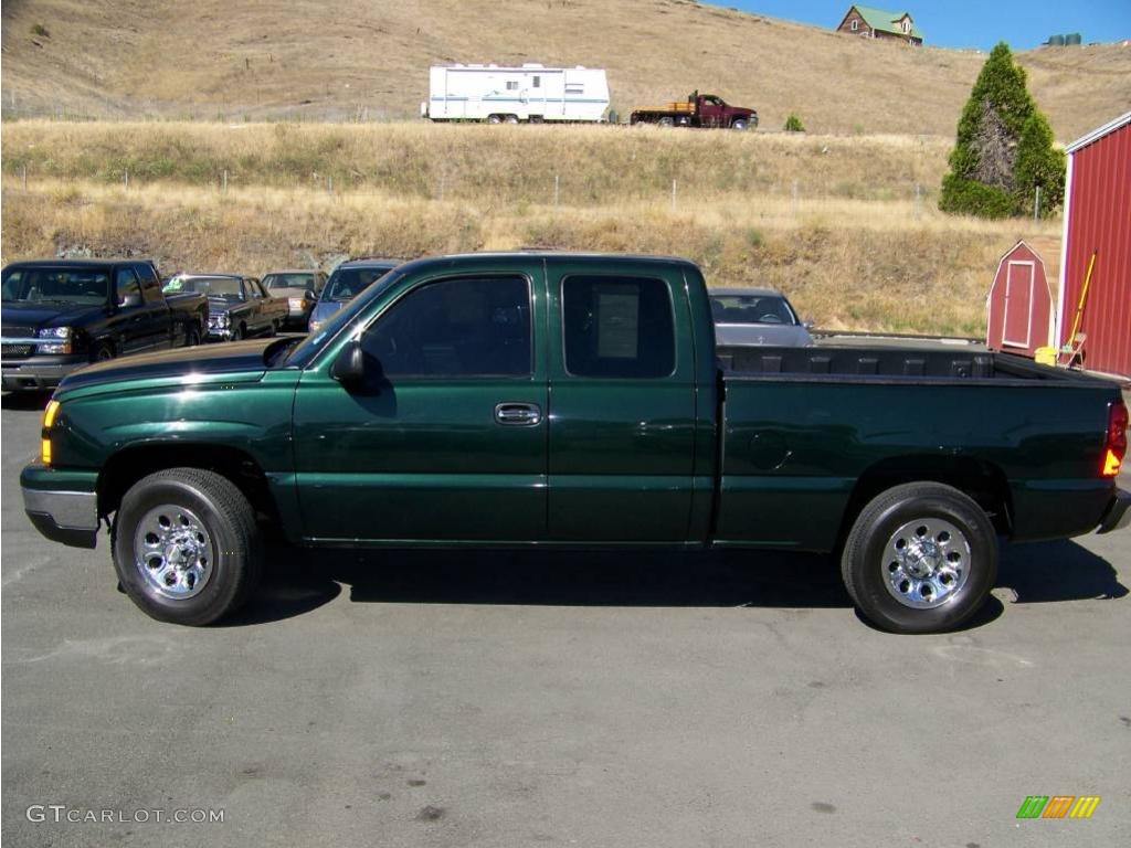 2006 Silverado 1500 LS Extended Cab - Dark Green Metallic / Dark Charcoal photo #2