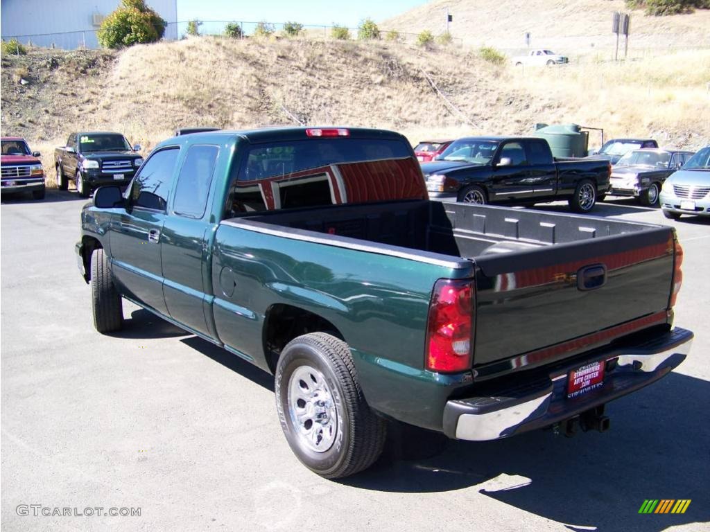 2006 Silverado 1500 LS Extended Cab - Dark Green Metallic / Dark Charcoal photo #3