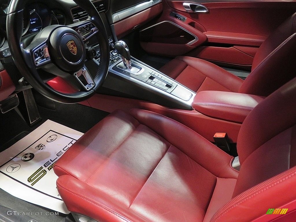 Black/Bordeaux Red Interior 2018 Porsche 911 Turbo Cabriolet Photo #136966305