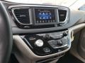 2020 Brilliant Black Crystal Pearl Chrysler Pacifica Touring L  photo #9