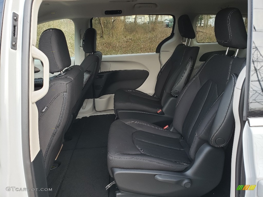 2020 Chrysler Voyager LX Rear Seat Photo #136969953