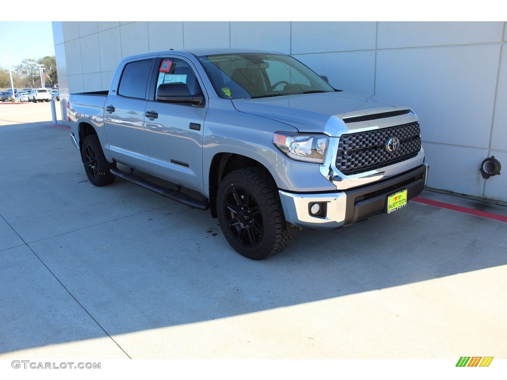 2020 Tundra TSS Off Road CrewMax 4x4 - Cement / Black photo #2