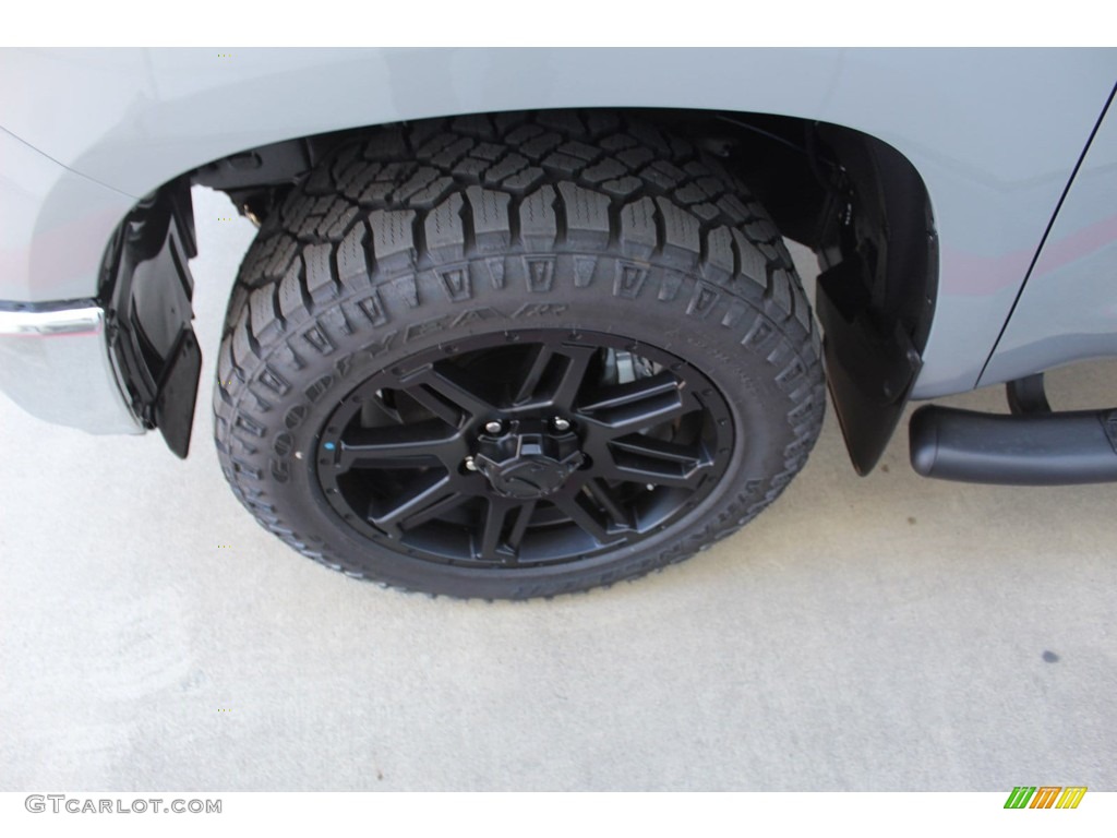 2020 Tundra TSS Off Road CrewMax 4x4 - Cement / Black photo #5