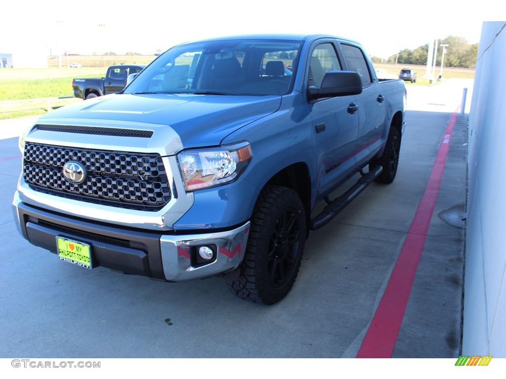 2020 Tundra TSS Off Road CrewMax 4x4 - Cavalry Blue / Black photo #4