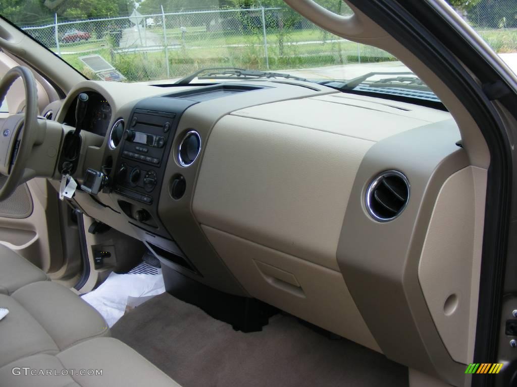 2005 F150 XLT SuperCab - Arizona Beige Metallic / Tan photo #23
