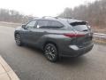 Magnetic Gray Metallic - Highlander XLE AWD Photo No. 2