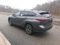 2020 Magnetic Gray Metallic Toyota Highlander XLE AWD  photo #2