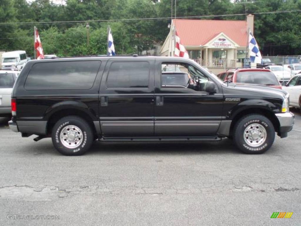 2003 Excursion XLT - Black / Medium Flint photo #3
