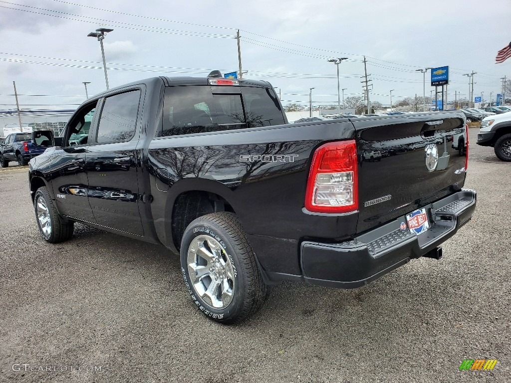 2020 1500 Big Horn Crew Cab 4x4 - Diamond Black Crystal Pearl / Black photo #4