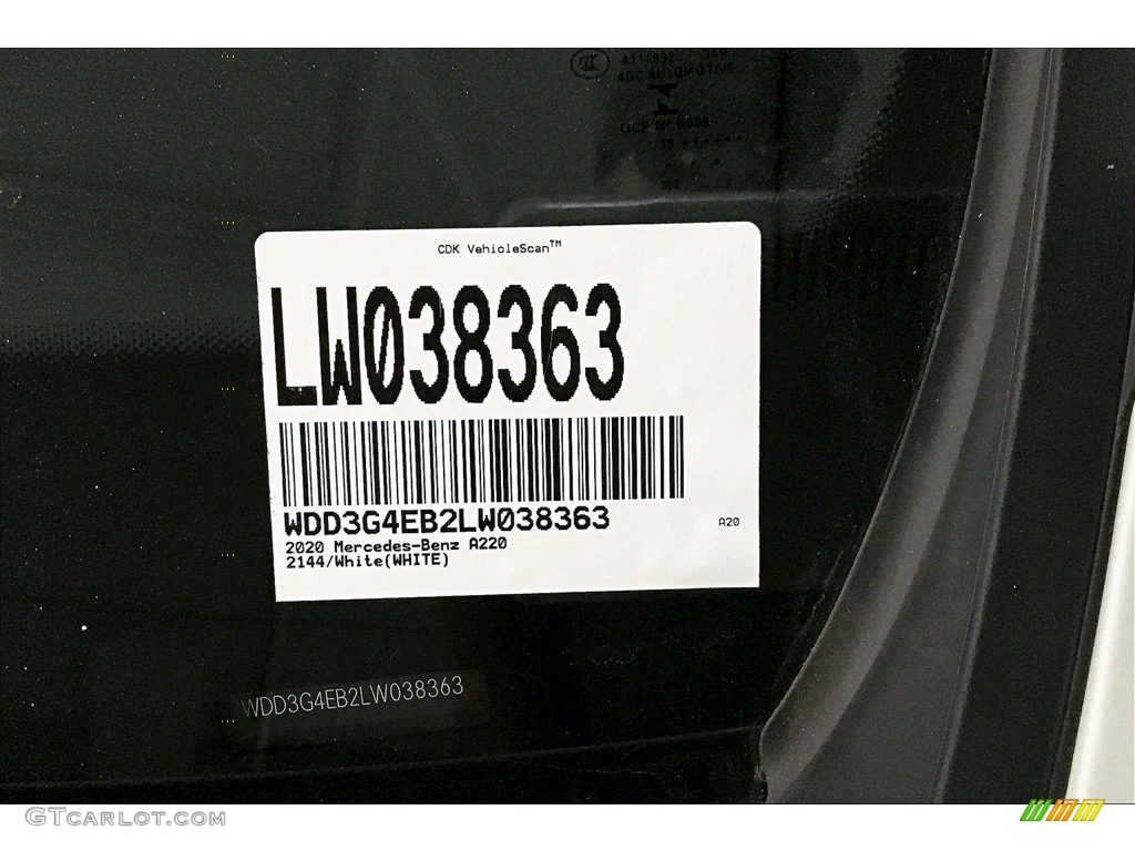 2020 A 220 Sedan - Digital White Metallic / Black photo #11