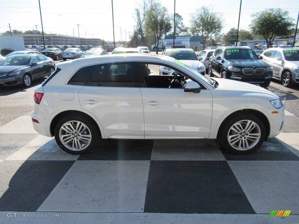 2019 Q5 Premium Plus quattro - Glacier White Metallic / Black photo #3