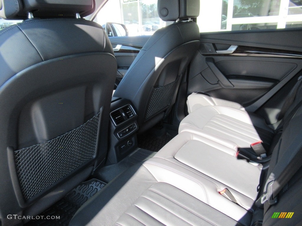 2019 Q5 Premium Plus quattro - Glacier White Metallic / Black photo #11