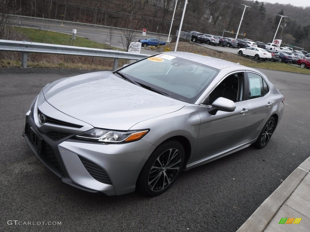 2019 Camry SE - Celestial Silver Metallic / Black photo #5
