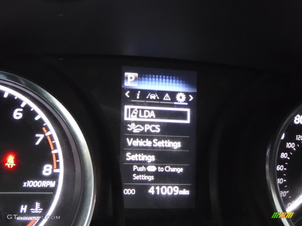 2019 Camry SE - Celestial Silver Metallic / Black photo #25
