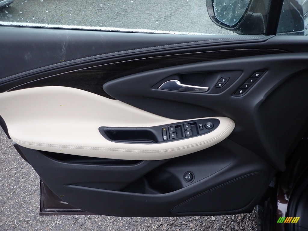 2020 Buick Envision Essence AWD Light Neutral Door Panel Photo #137011177