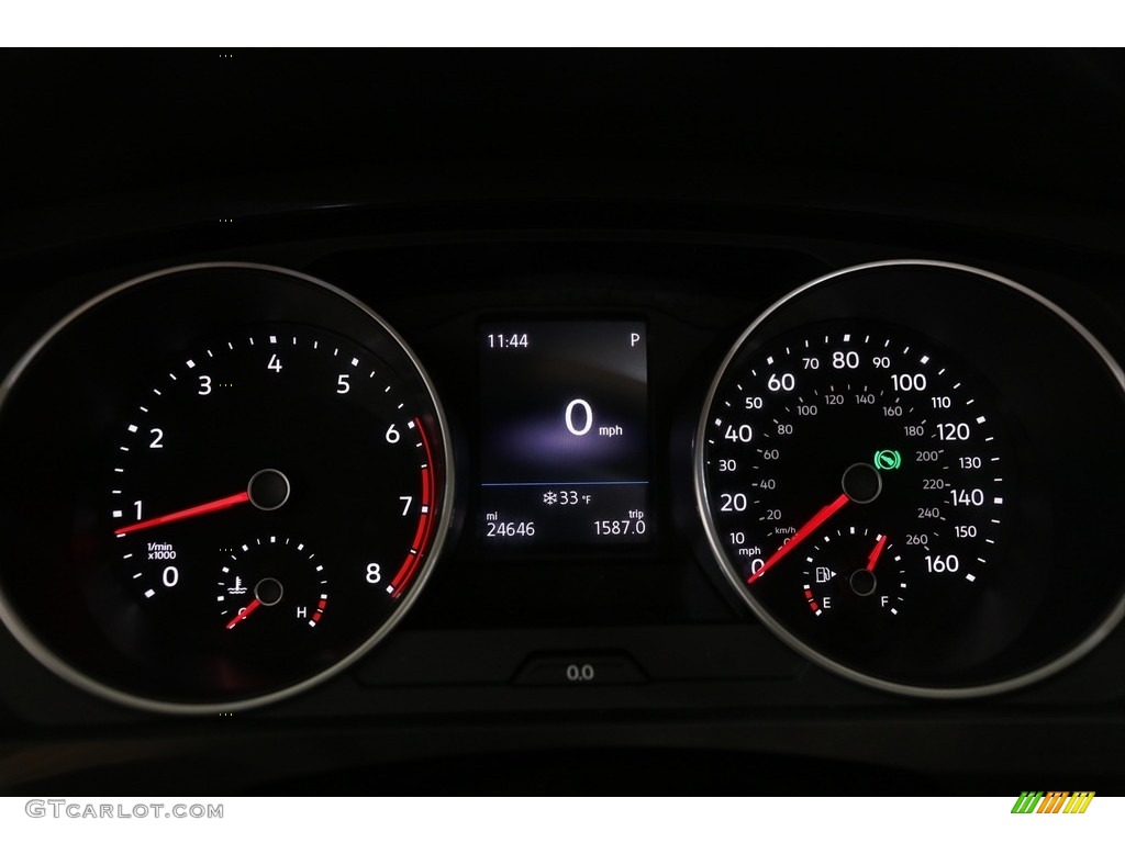 2019 Volkswagen Tiguan SE 4MOTION Gauges Photo #137017731