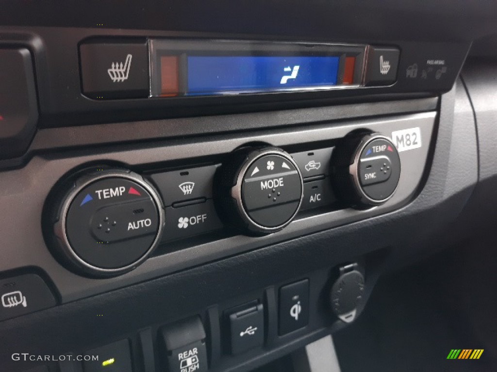2020 Toyota Tacoma TRD Off Road Double Cab 4x4 Controls Photo #137018937