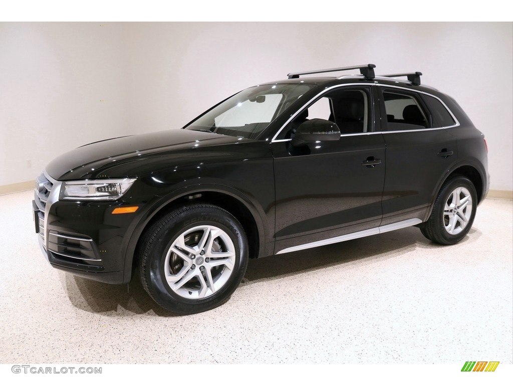 Brilliant Black 2019 Audi Q5 Premium quattro Exterior Photo #137019144